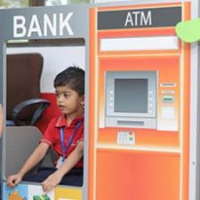 Storytelling-and-Dramatic-Play